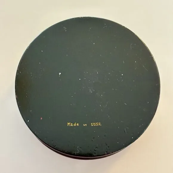 1970s Russian USSR Black Red Lacquer Wood Round Box Kholui Golden Hair Yuryev Sm - Picture 2 of 8